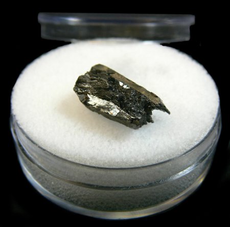 (image for) Dysprosium (Dy)
