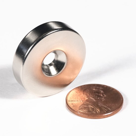 (image for) 1" Dia x 1/4" Disc Magnet w/countersunk hole - Click Image to Close